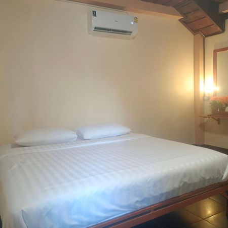 Boat And House Resort Khao Kho Exterior photo
