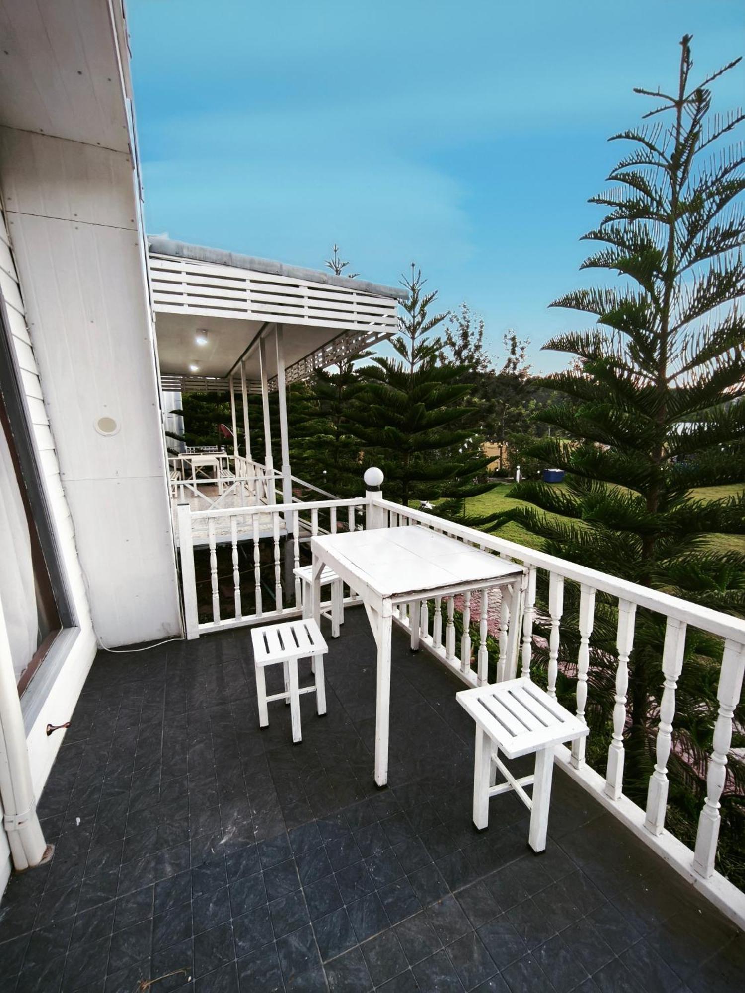 Boat And House Resort Khao Kho Exterior photo