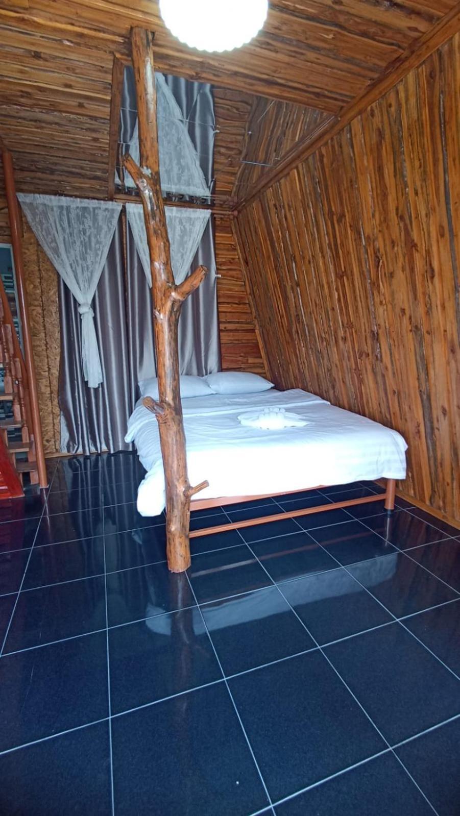 Boat And House Resort Khao Kho Exterior photo